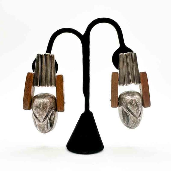 Vintage Modern Handmade Mask Clip On Earrings Pewter? Wood Tribal Easter Island - Picture 3 of 12